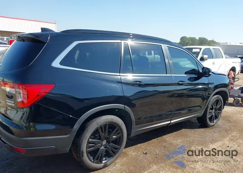 2021 Honda Pilot Awd Special Edition z USA, uszkodzony, nr VIN 5FNYF6H28MB019915